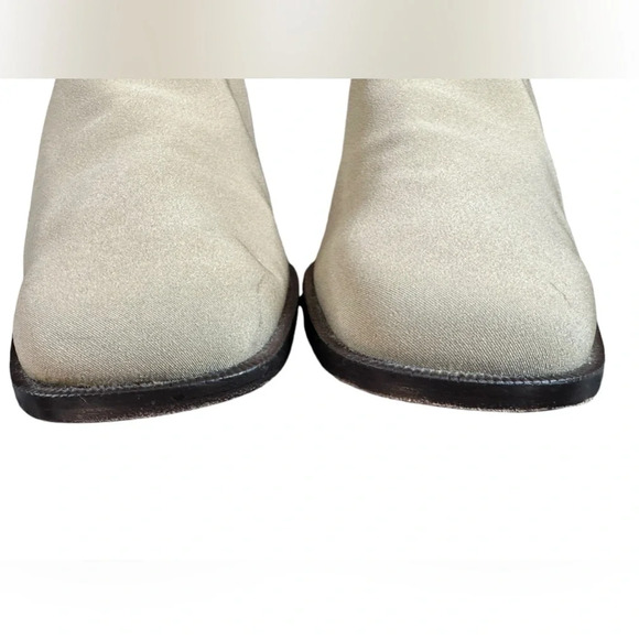 Donald Pliner IDA Chunky Heel Crepe Elastic Shootie Pumps - Picture 2 of 8